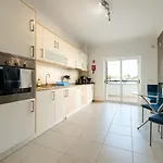 شقة Spacious With Huge Terrace And Swimming Pool لاغوس