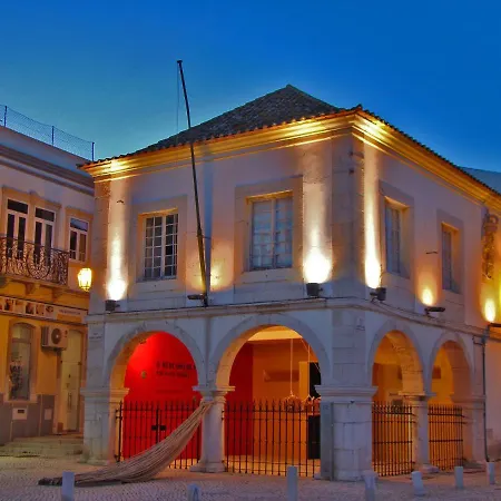 Spacious With Huge Terrace And Swimming Pool Apartament