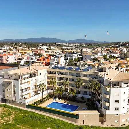 Apartament Spacious With Huge Terrace And Swimming Pool *