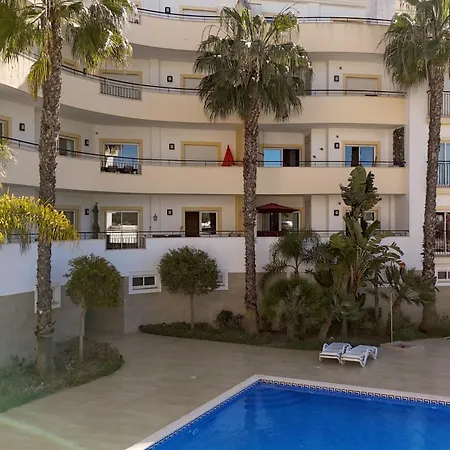 Apartman Spacious With Huge Terrace And Swimming Pool Lagos