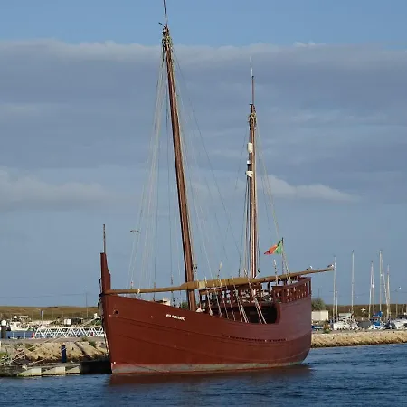Spacious With Huge Terrace And Swimming Pool Appartement Lagos