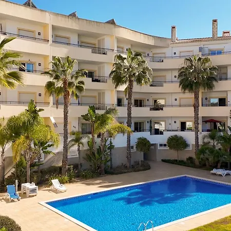 Spacious With Huge Terrace And Swimming Pool Appartement *