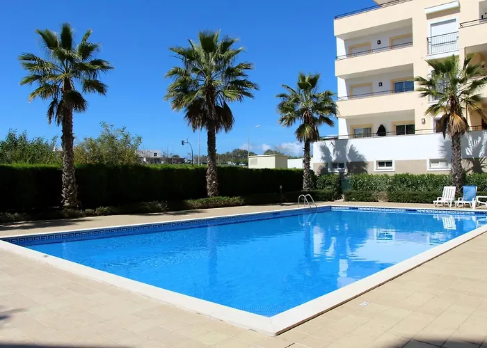 Spacious With Huge Terrace And Swimming Pool * ラゴス