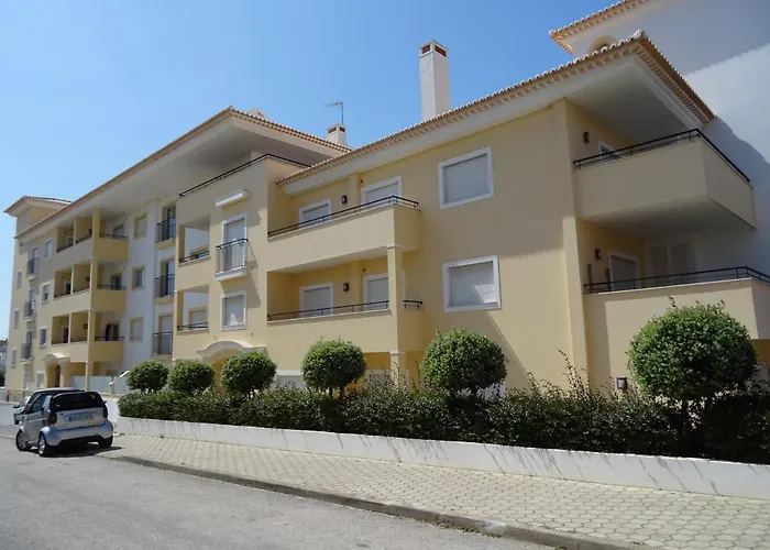 Spacious With Huge Terrace And Swimming Pool 拉哥斯