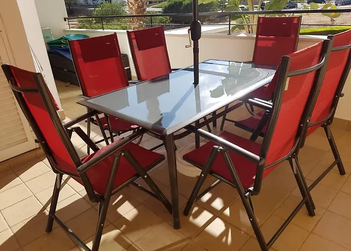 Spacious With Huge Terrace And Swimming Pool 公寓 拉哥斯