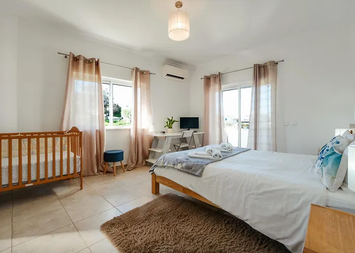 Spacious With Huge Terrace And Swimming Pool