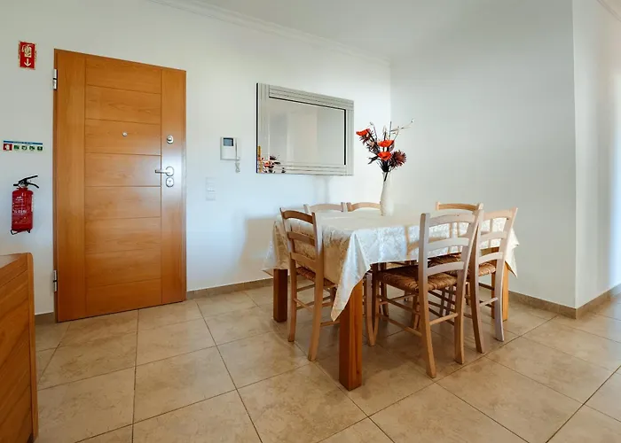 Spacious With Huge Terrace And Swimming Pool *