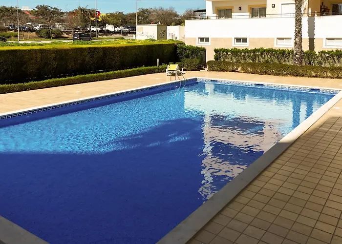 Spacious With Huge Terrace And Swimming Pool 拉哥斯