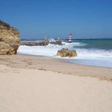 Spacious With Huge Terrace And Swimming Pool Appartamento