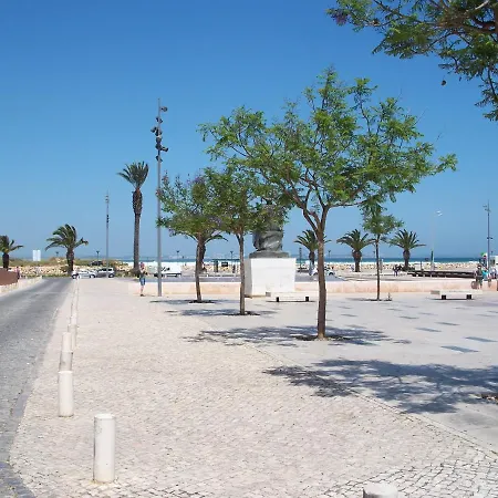 Appartamento Spacious With Huge Terrace And Swimming Pool *