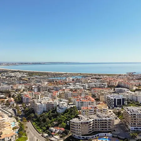 Appartamento Spacious With Huge Terrace And Swimming Pool Lagos