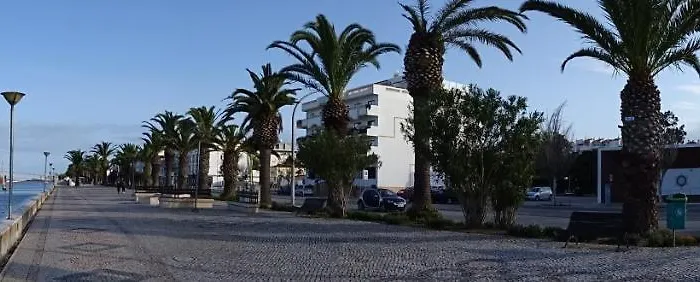 Διαμέρισμα Spacious With Huge Terrace And Swimming Pool *