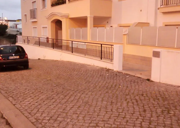 Spacious With Huge Terrace And Swimming Pool Λάγος