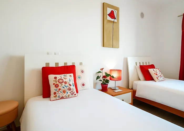 Spacious With Huge Terrace And Swimming Pool *