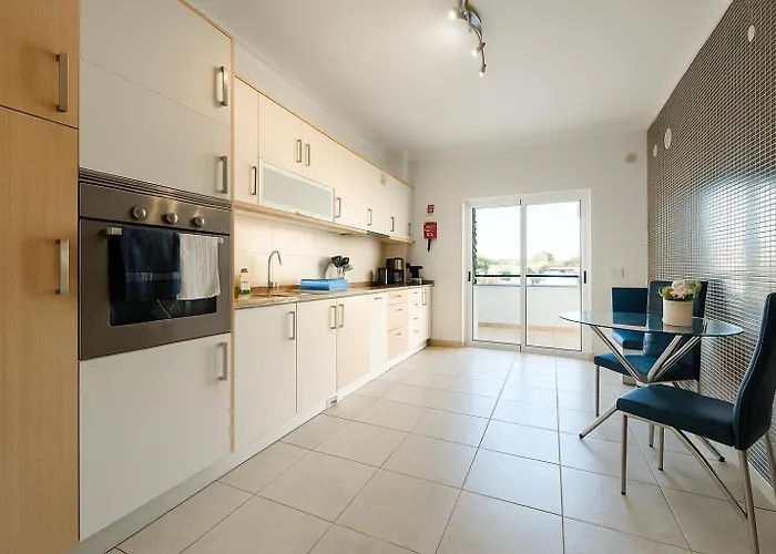 Διαμέρισμα Spacious With Huge Terrace And Swimming Pool Λάγος